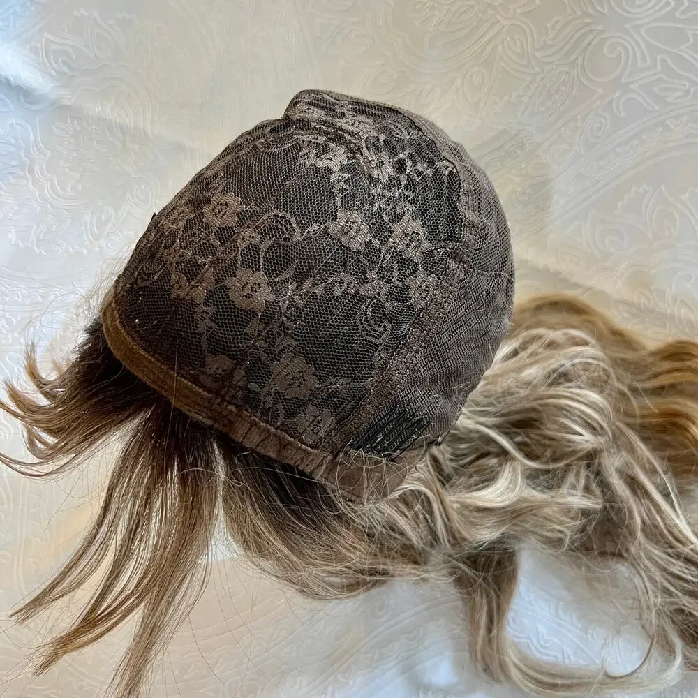 Long Wavy Brown Dark Roots Ombre Blonde Highlights Everyday Cosplay Wig